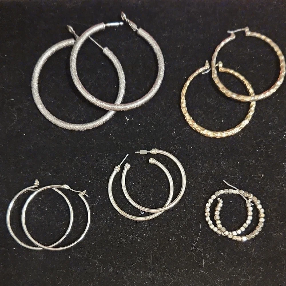 Elegant Silver and Gold Hoop Earrings Set X5